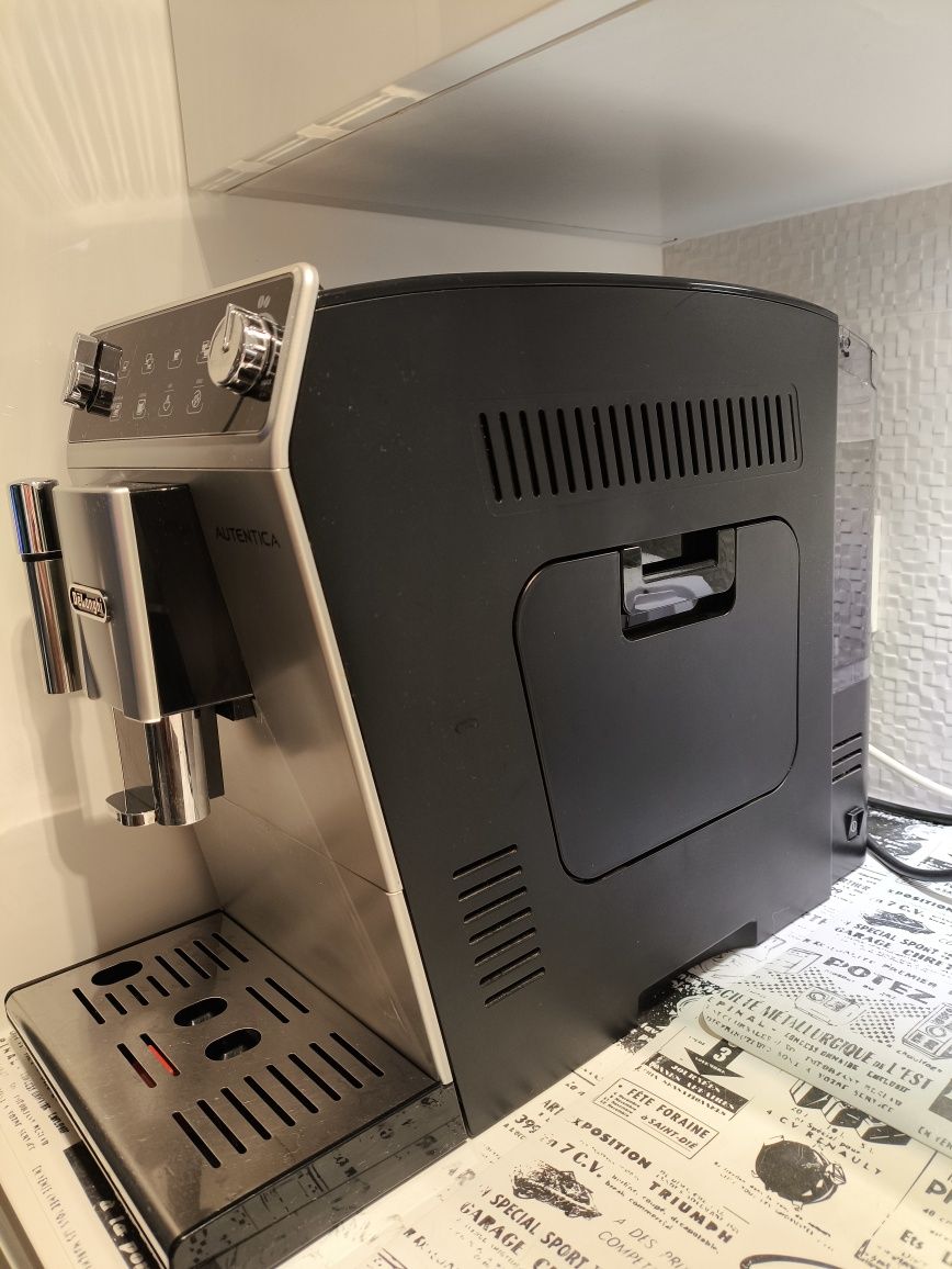 Express do kawy DeLonghi autentica
