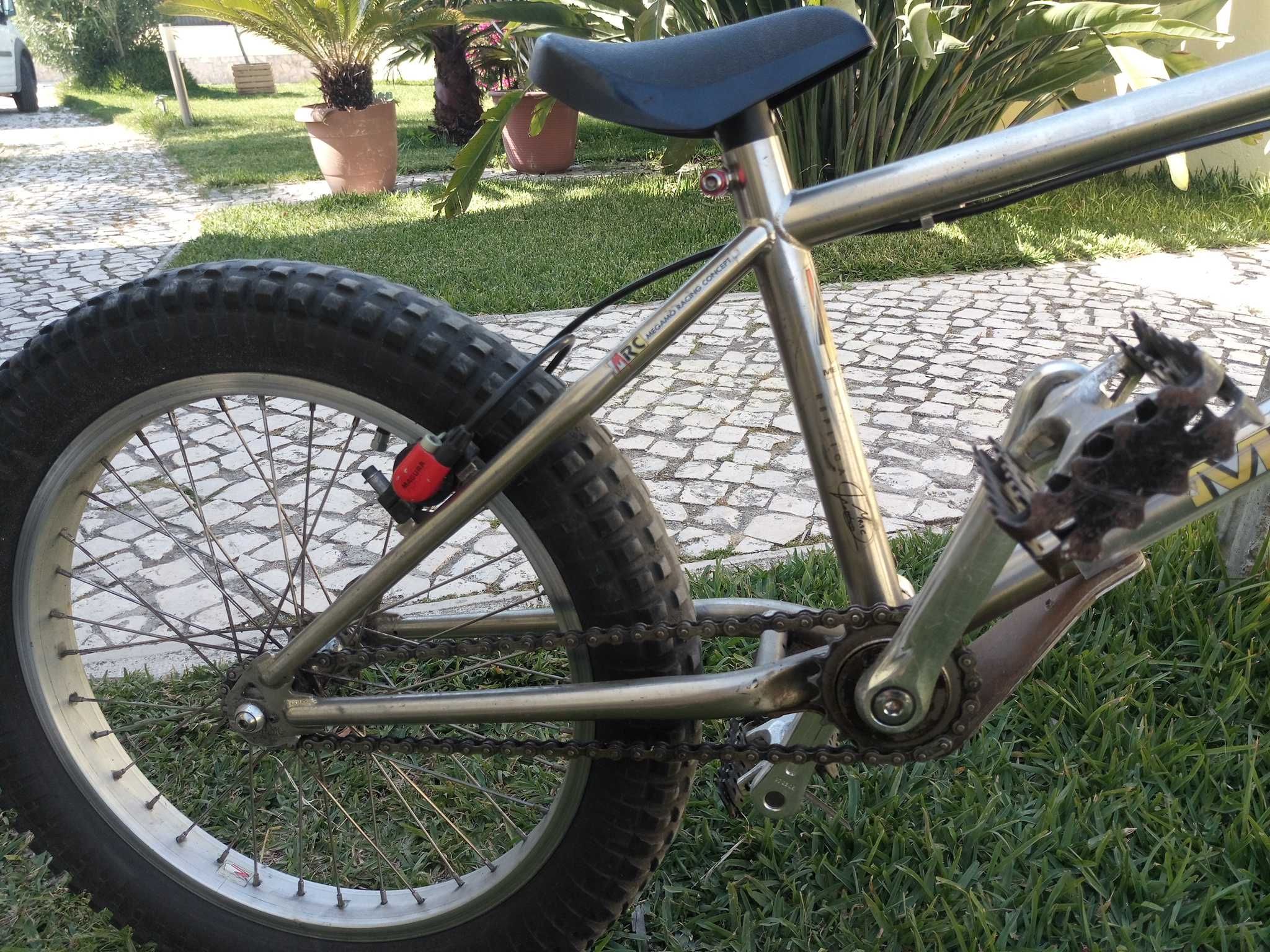 Bicicleta de trial