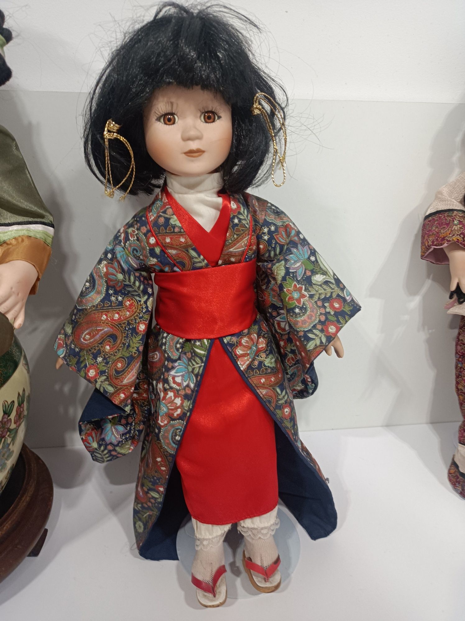 Lalka japońska gejsza z porcelany. Kimono .Vintage .