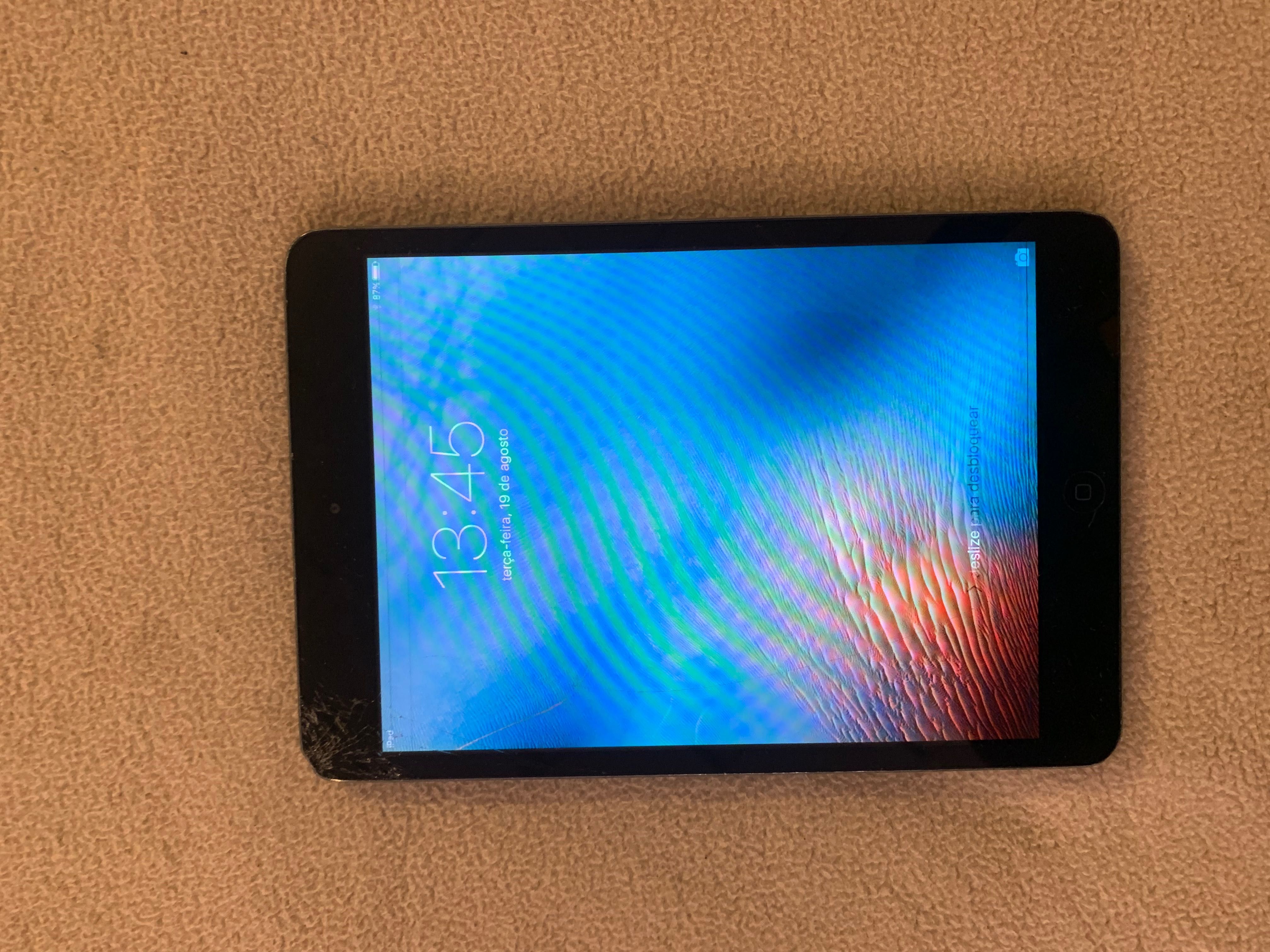 Apple iPad Mini 1st Gen (A1432) 7.9" 32GB - Preto/Cinzento Sid., WiFi