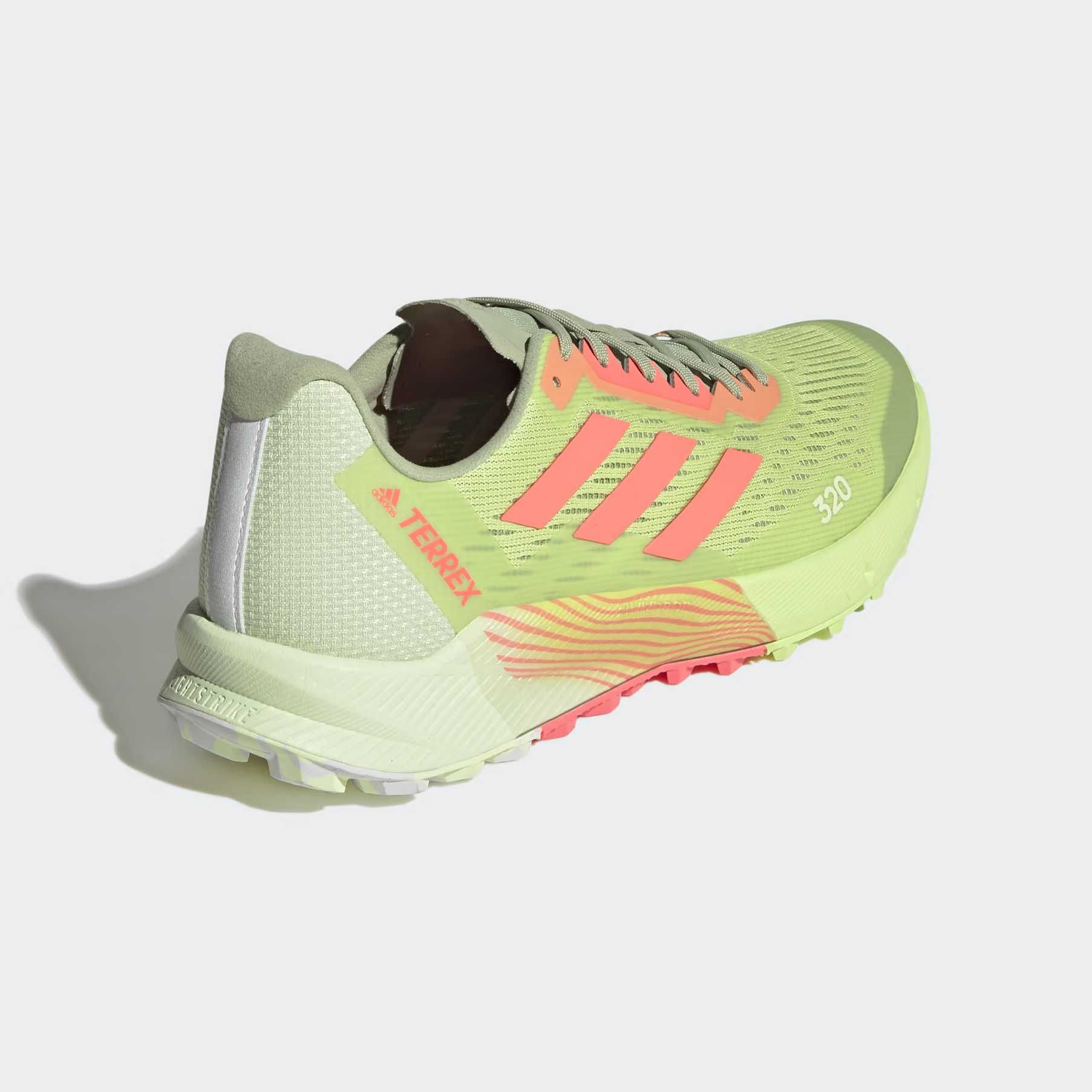 Adidas męskie buty sportowe Terrex Agravic Flow 2 r. 45 1/3 | H06575