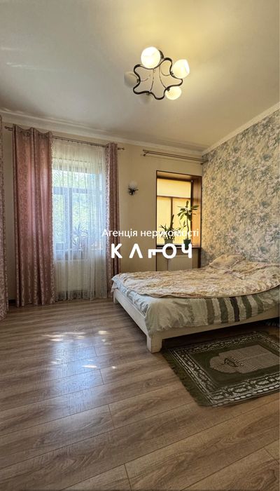 Продаж половини будинку на Н.Миколаївці, Загальний Двір на двох.