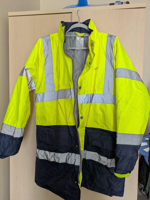 Ocieplana, odblaskowa kurtka