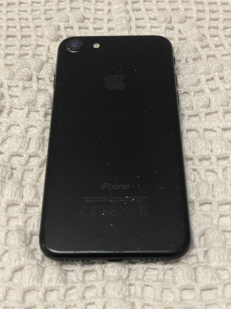 Apple iPhone 7 32GB Preto Mate Livre