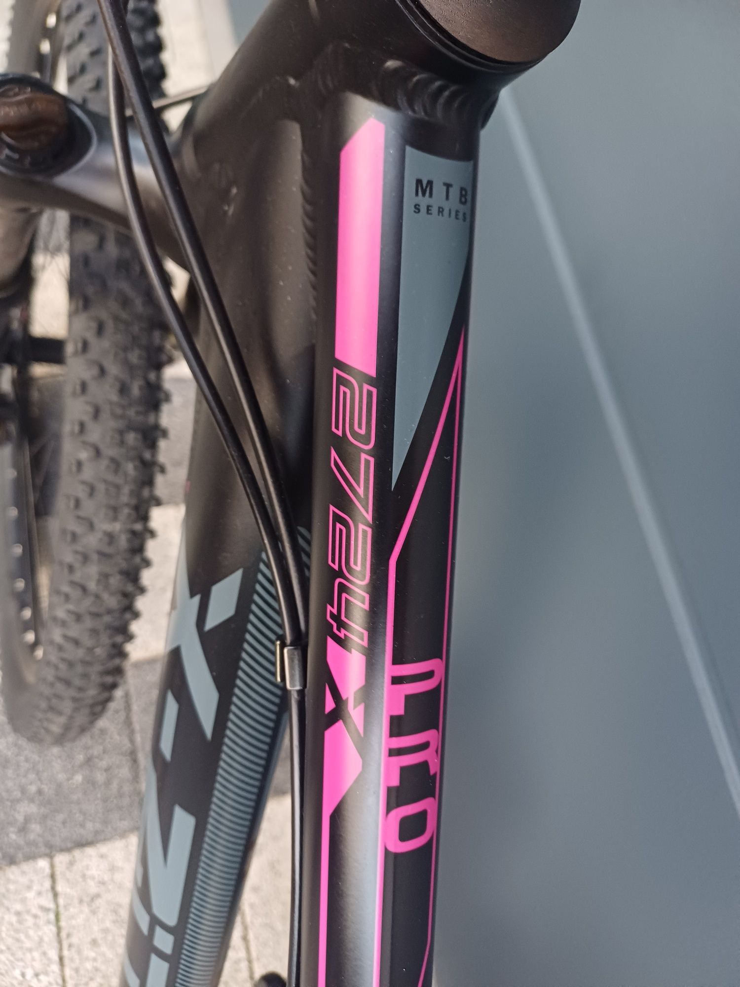 X-zite 2724 kola 27,5