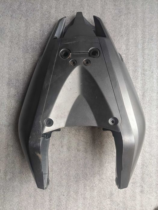 Пластик сидіня pulsar ns 200