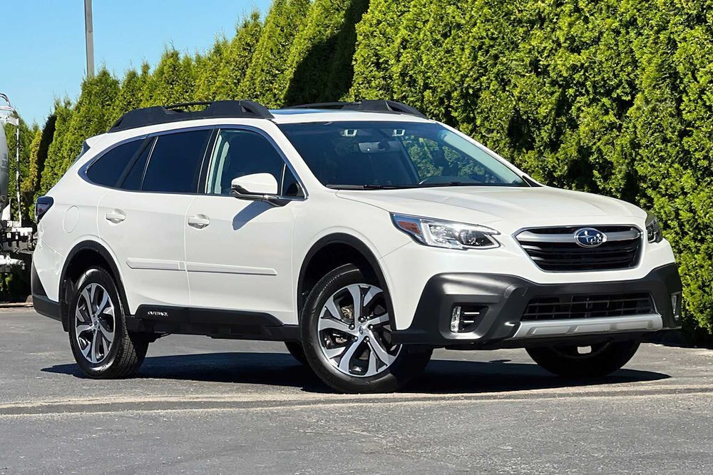 Subaru Outback Limited      2021