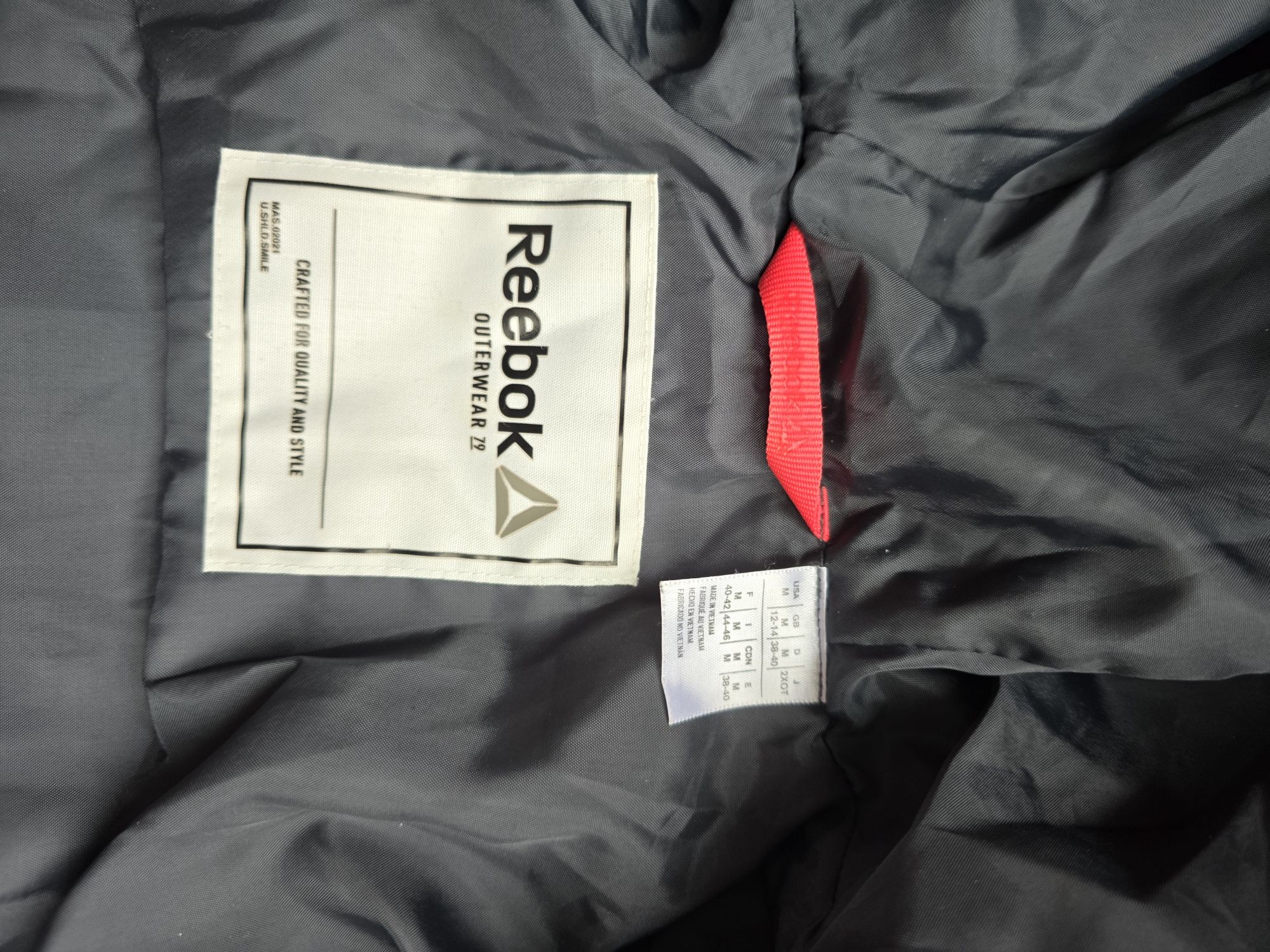 Куртка пуховик Reebok