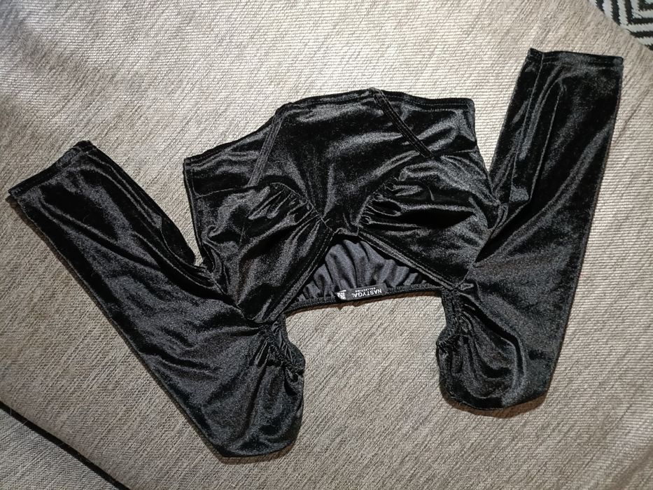 Crop top welurowy nastygal