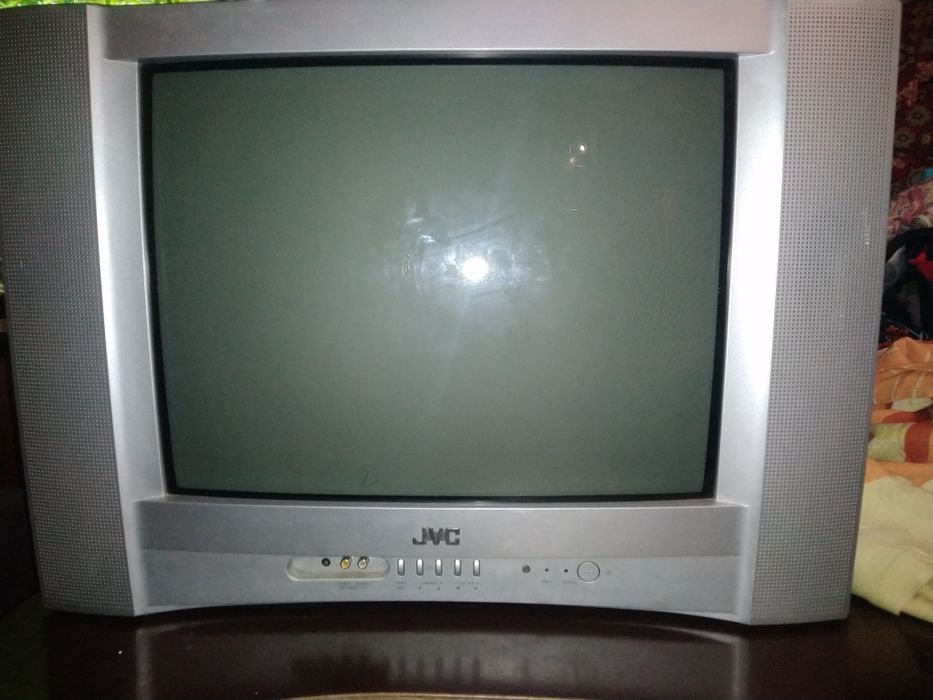 Телевізор JVC в гарному стані