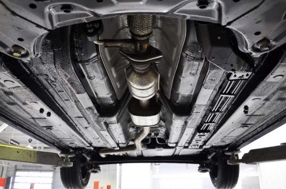 Сварка порогов, дно, стаканы, антикоррозийная обработка, покраска.