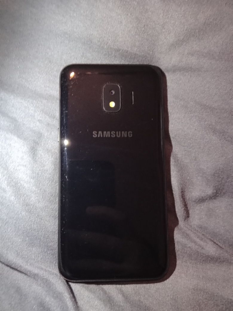 Смартфон Samsung J2 Core