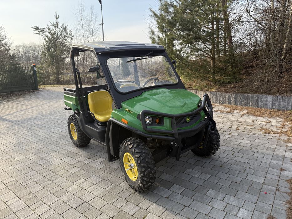 John Deere Gator XUV 550