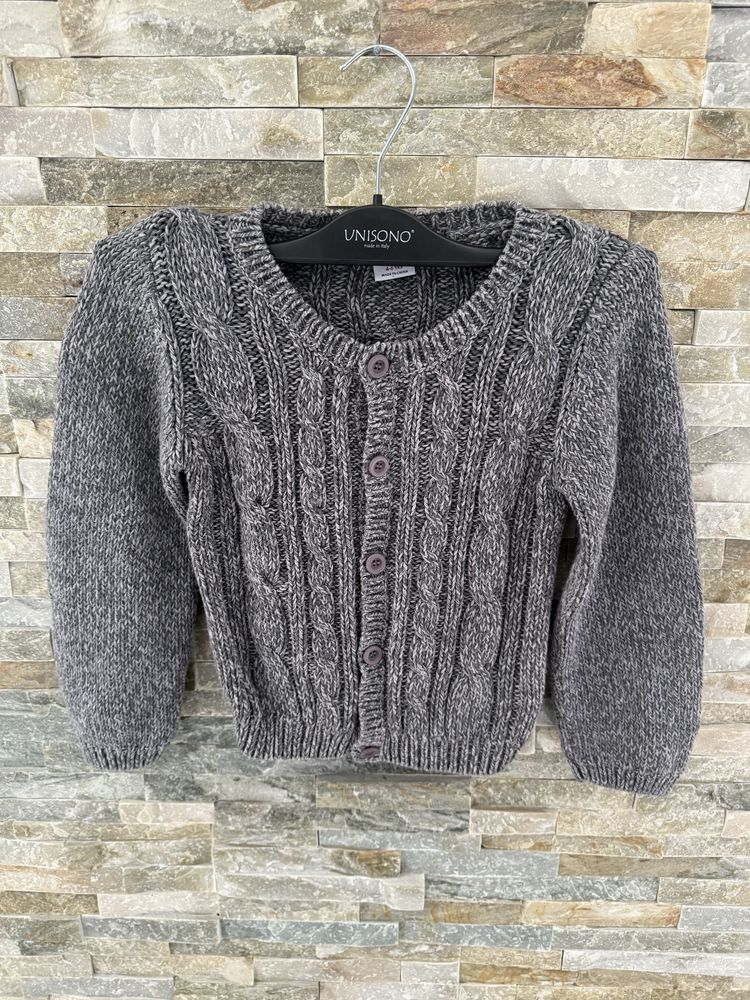 Swetetek szwedzkiej marki r.110/116 unisex stan bdb