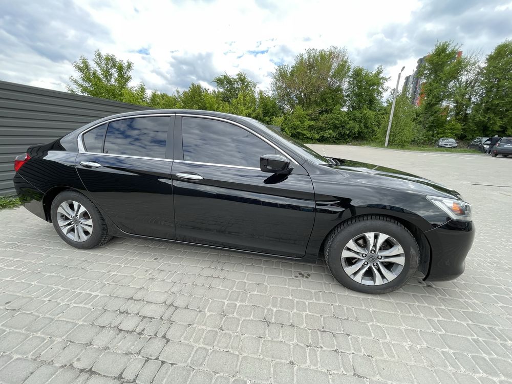 Honda accord 9 2015
