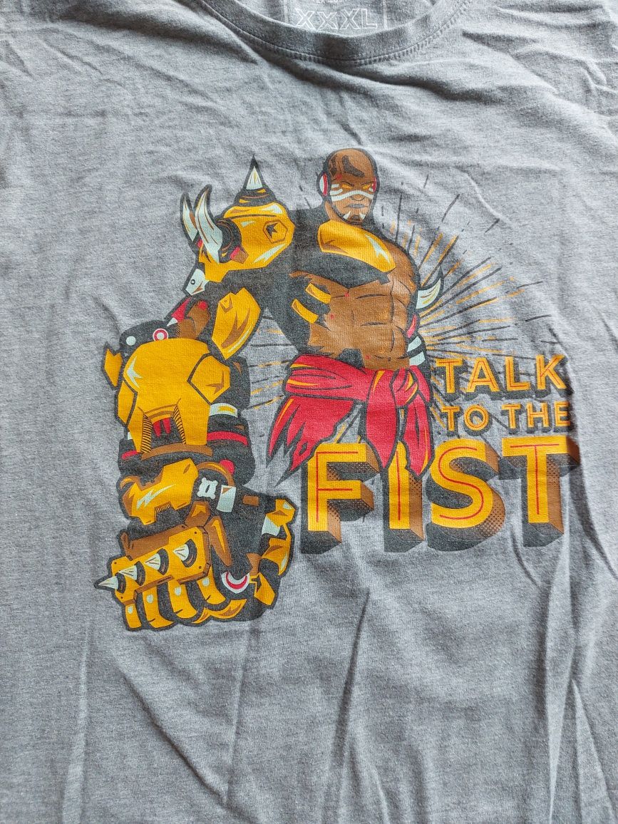 Używany męski t-shirt Talk to the Fist z PIXEL BOX, rozm. 3XL