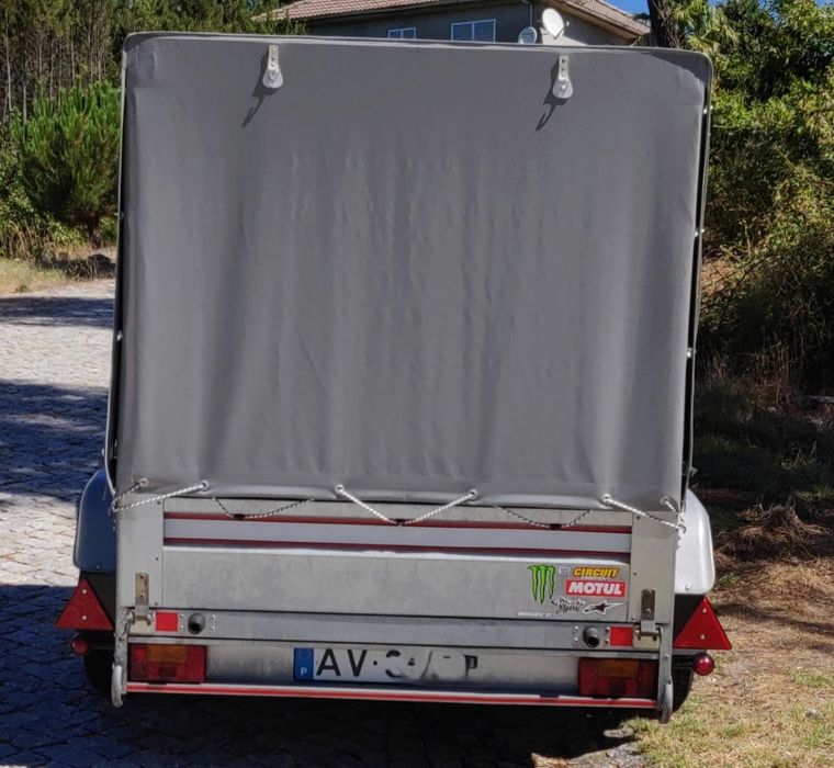 Atrelado de carga