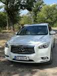 Продам автомобіль infiniti