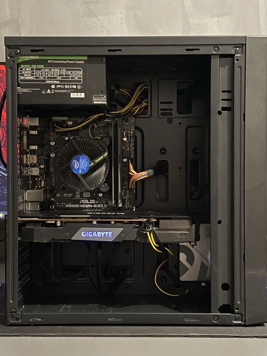 RX 5600 XT | i7-8750 | 16GB DDR4 | 512GB SSD | 500W Ігровий ПК