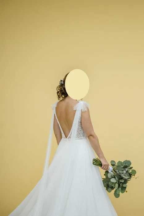 Vestido de Noiva Rosa Clara sem costas