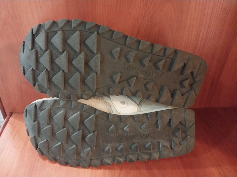 Кроссовки Saucony Jazz