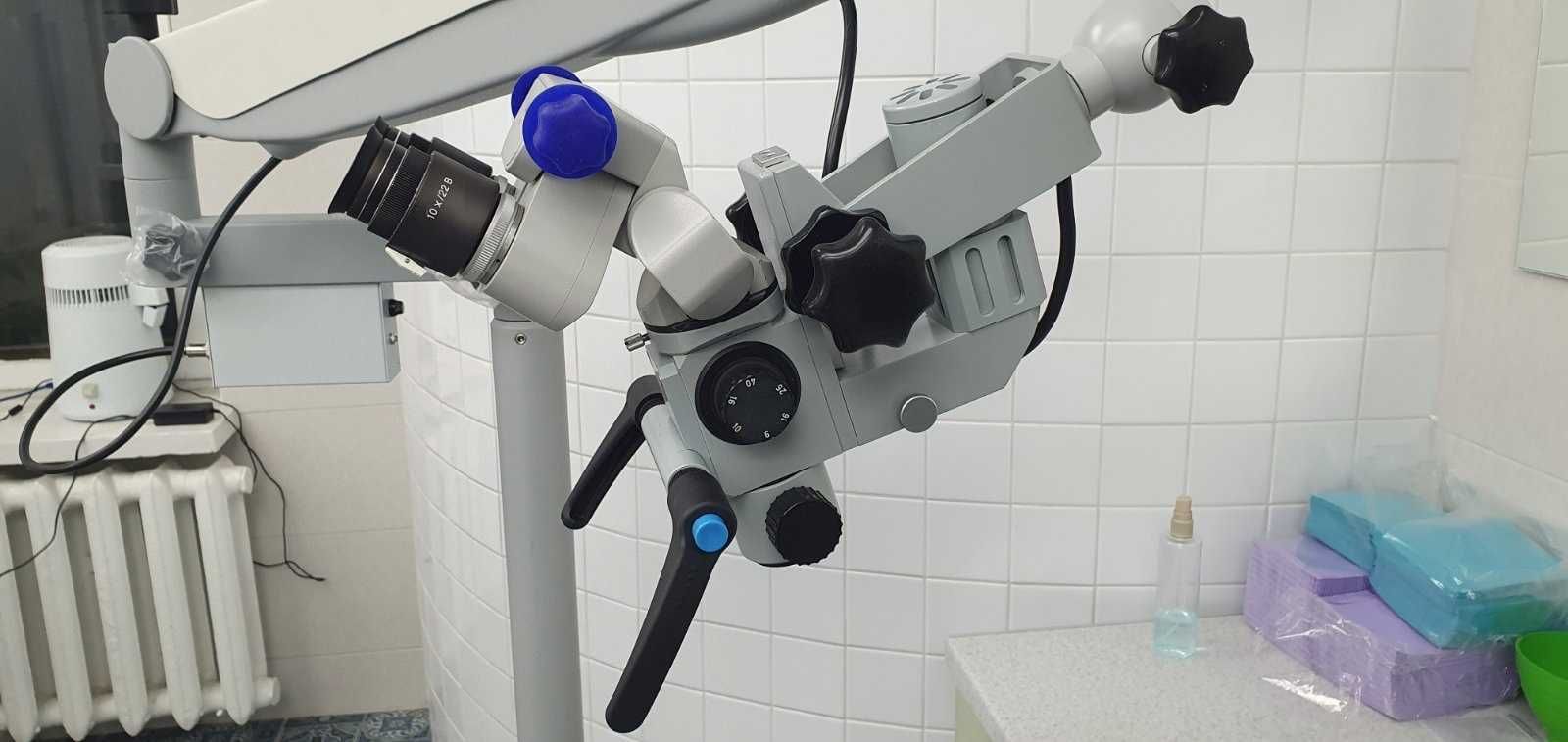 Стоматологічний / хірургічний  мікроскоп Carl Zeiss OPMI-1