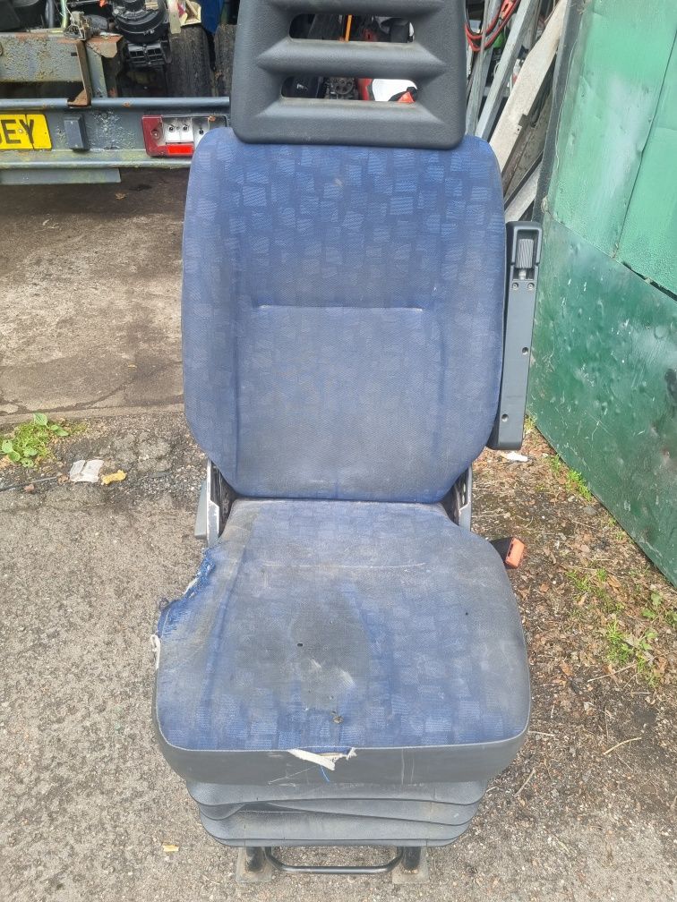 Siedzenia fotel kanapa iveco daily