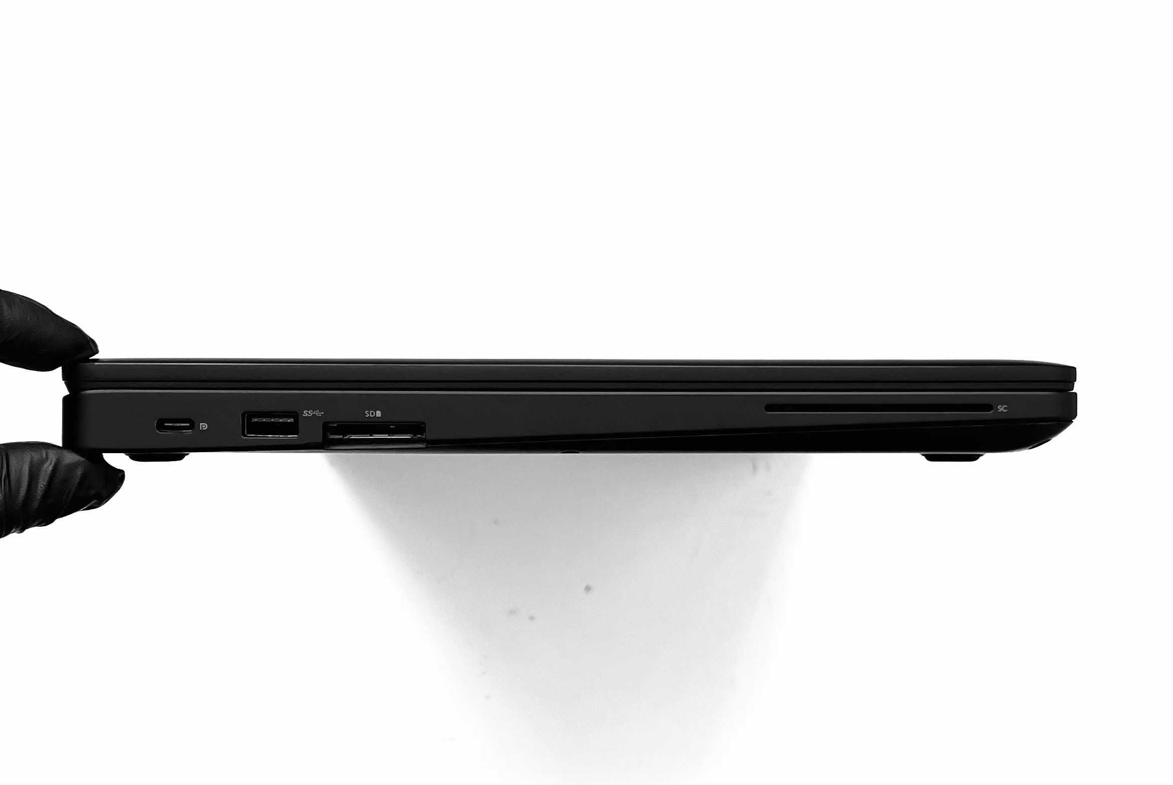 Ультрабук Dell Latitude 5590, FHD, ips, i7, Ram 16Gb, SSD 512Gb