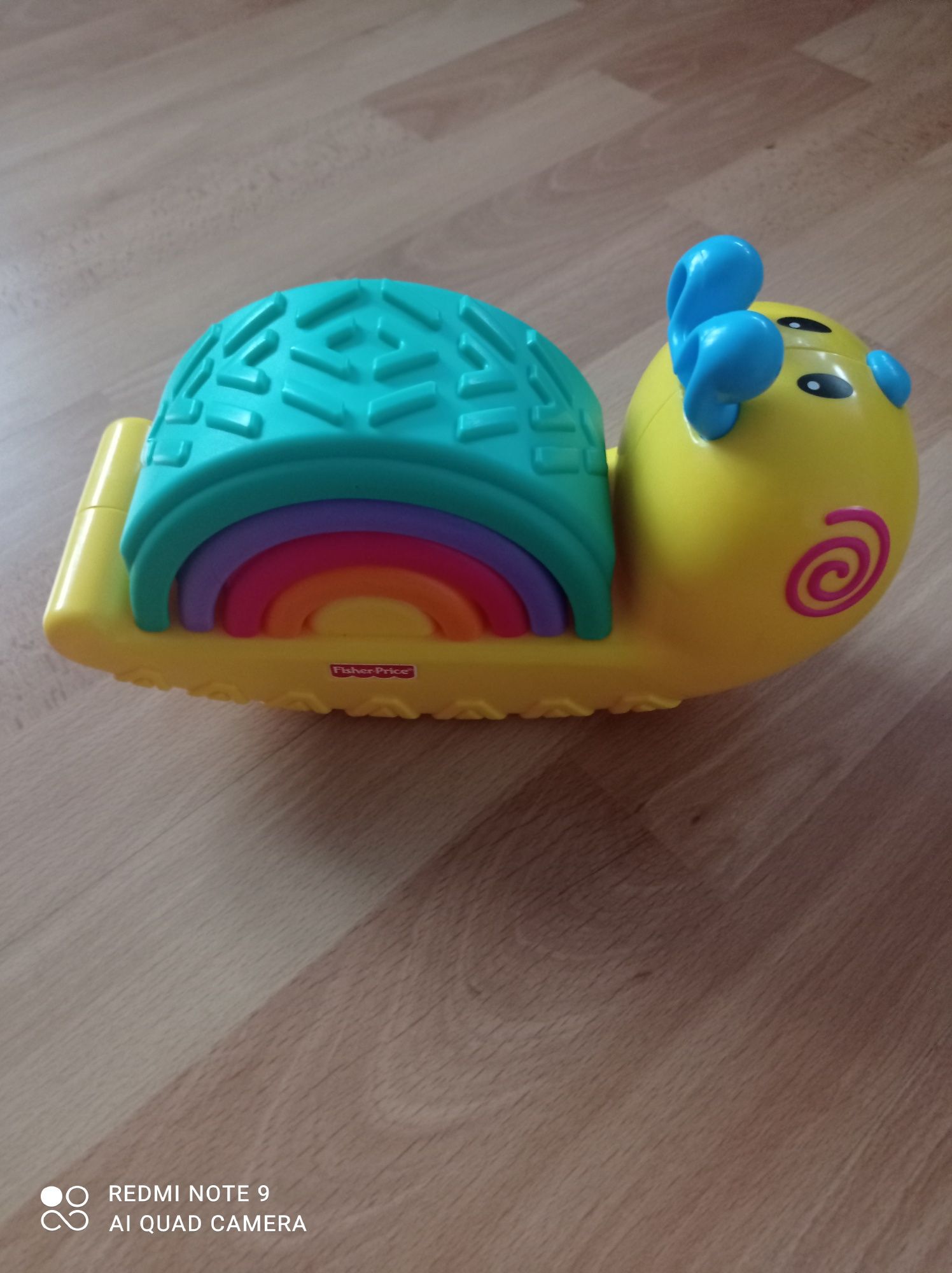 Fisher Price tęczowy ślimaczek  zabawka dla dzieci