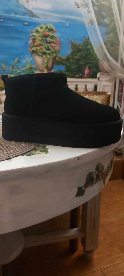 Класнючие угги Ugg mini platform оригинал р.41(27см)