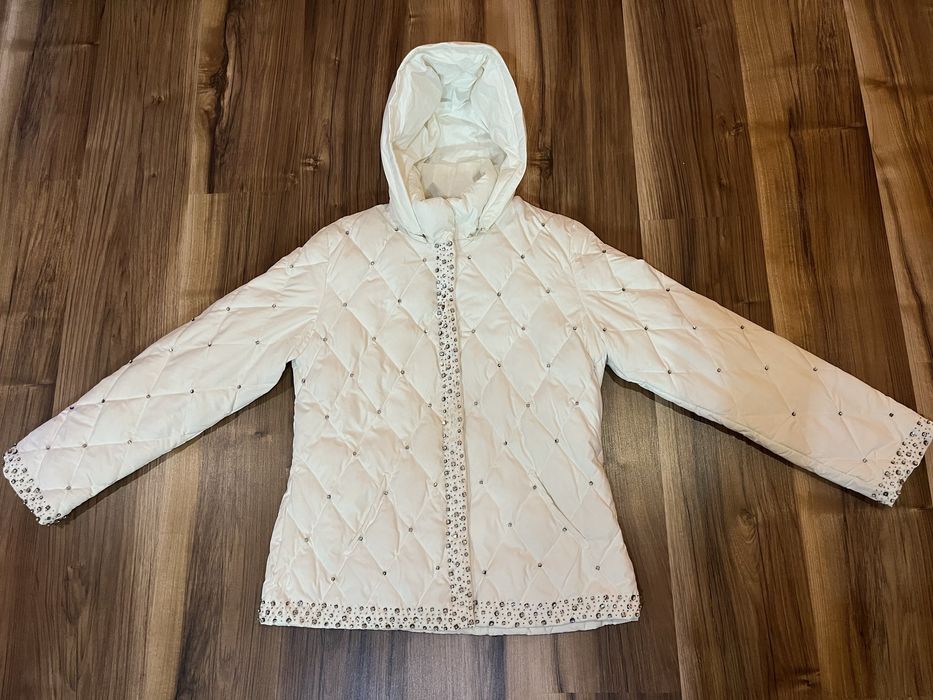 Жіночий пуховик з Італії розмір L