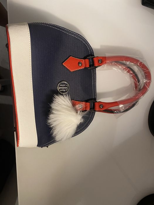 Torebka tommy hilfiger kuferek