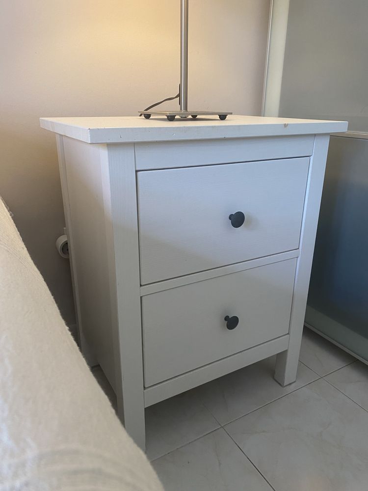 Mesa de cabeceira Hemnes
