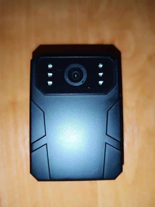 Продам відеореєстратор бодікамера можна носити на грудях для запису та