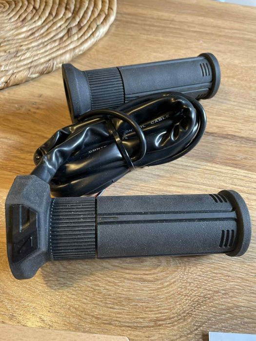 Podgrzewane manetki KOSO