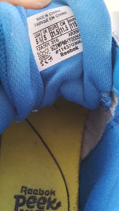 Кросівки Reebok для хлопчика сині оригінал 21р. 11,5см + іграшка