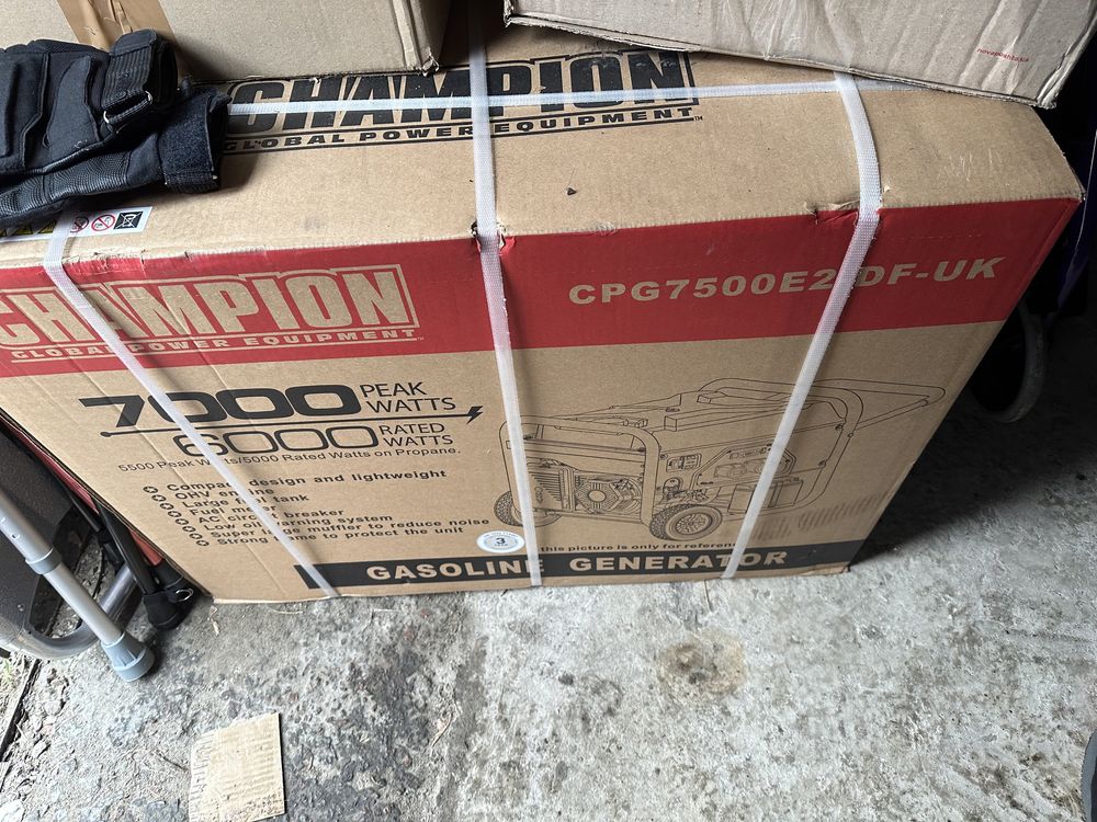 Двопаливний генератор Champion 7000 W CPG7500E2-DF