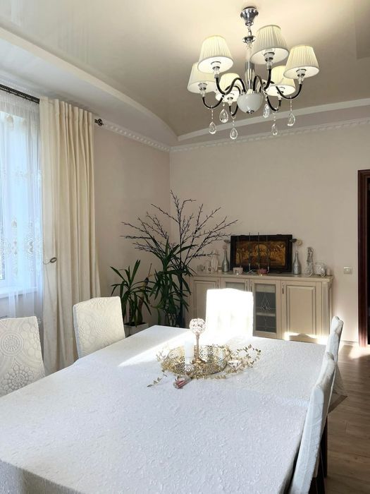 Продається будинок в Смиківцях