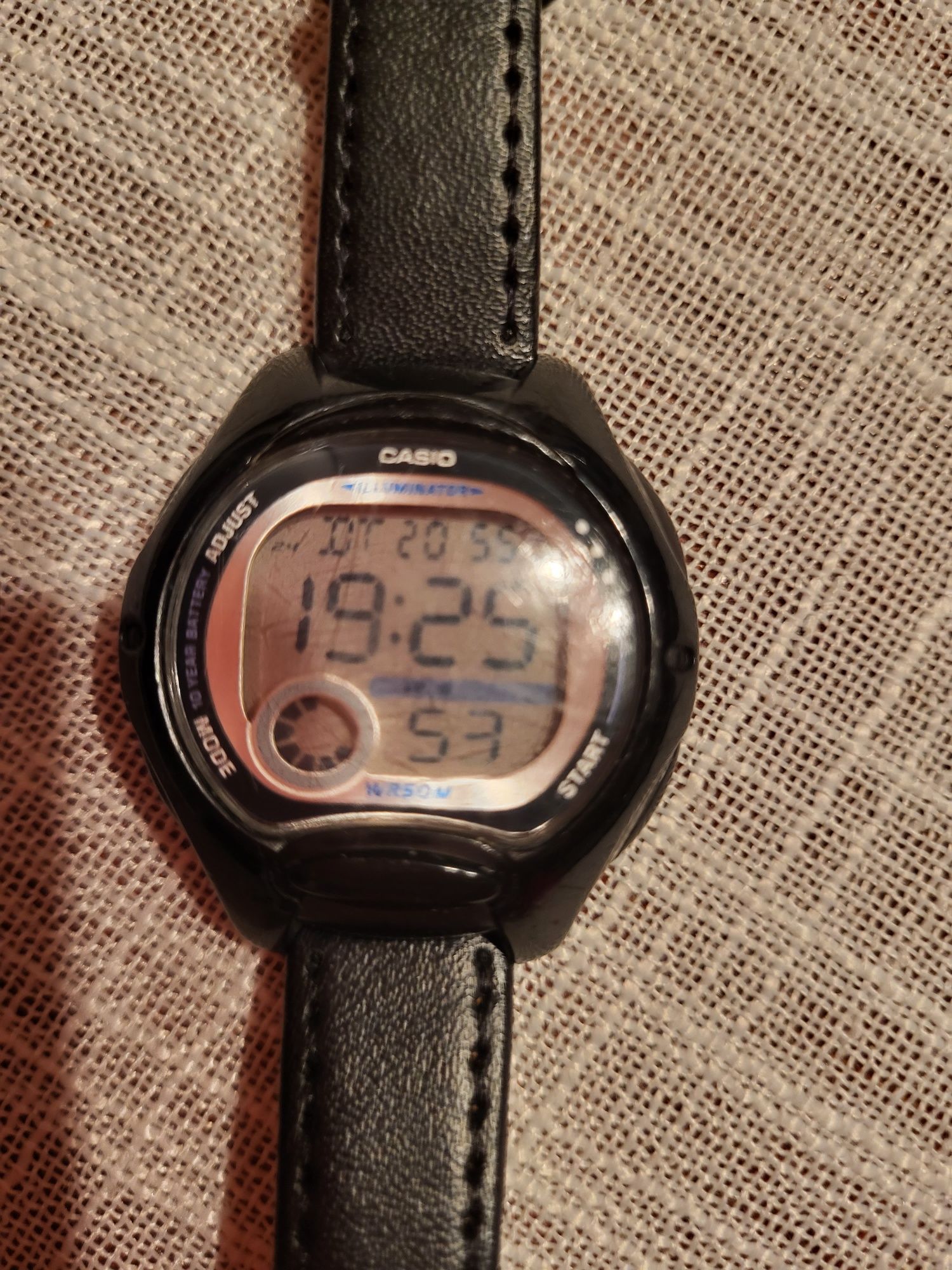 Zegarek chłopięcy Casio LW200