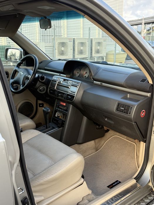 Nissan x-trail 2.0 bezyna!! Automat!! 4x4!!