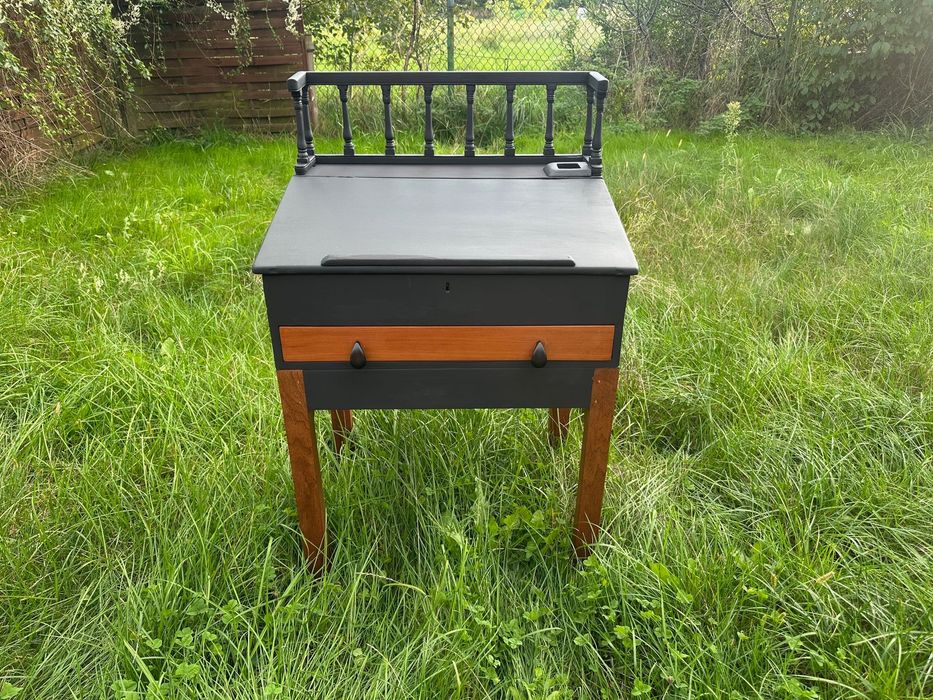 Drewniana komoda stary sekretarzyk czarny drewno tekowe Teak