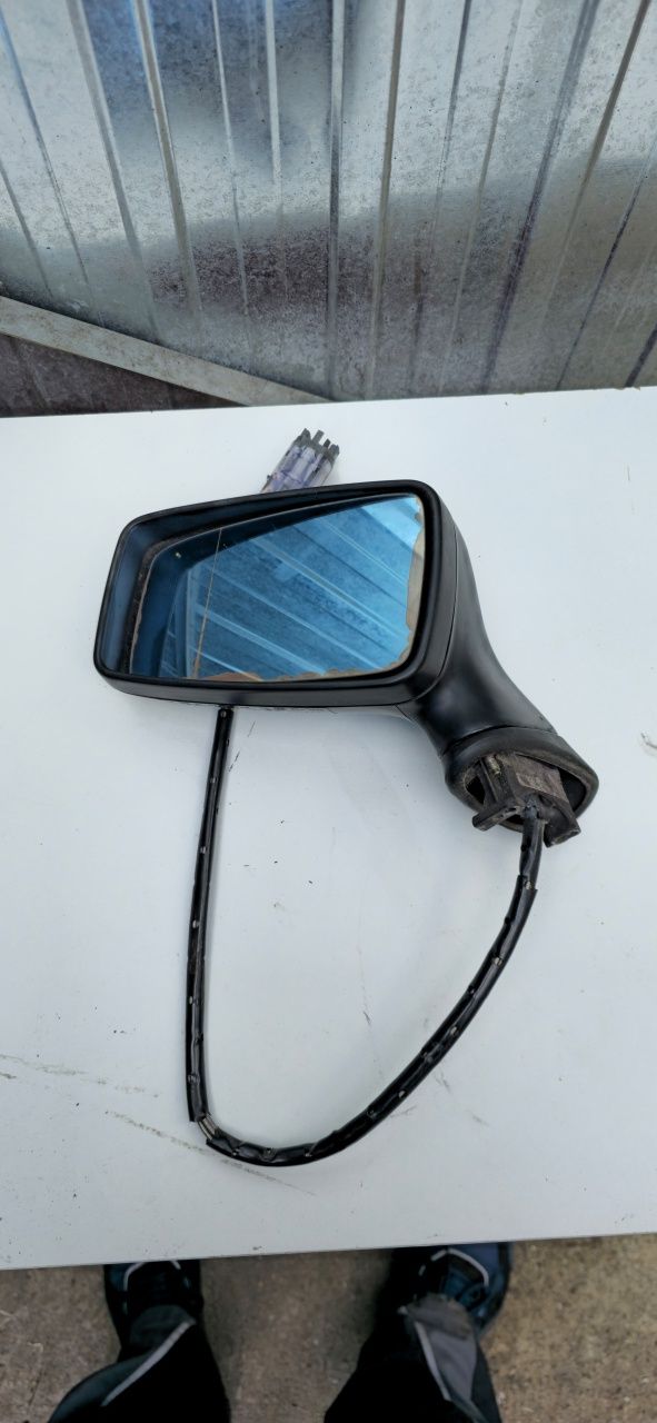 Lusterko Zewnętrzne Manualne Lewe Kierowcy Audi 80 B4