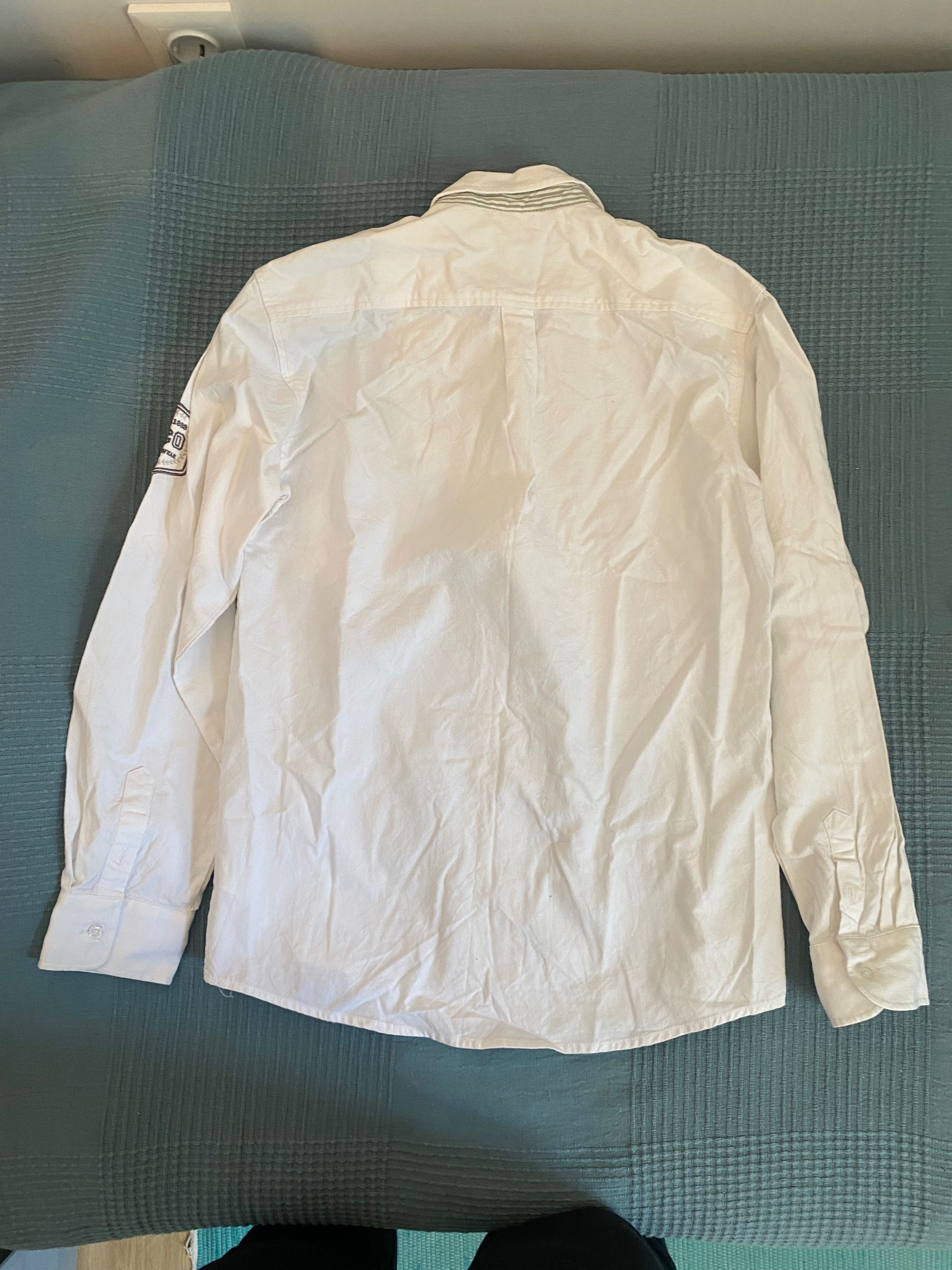 camisa branca Gocco 12 anos, 100% algodão, muito boa apesar de usada