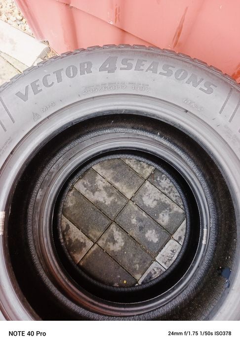 Opony 235/65/17 Goodyear Vector 4 season