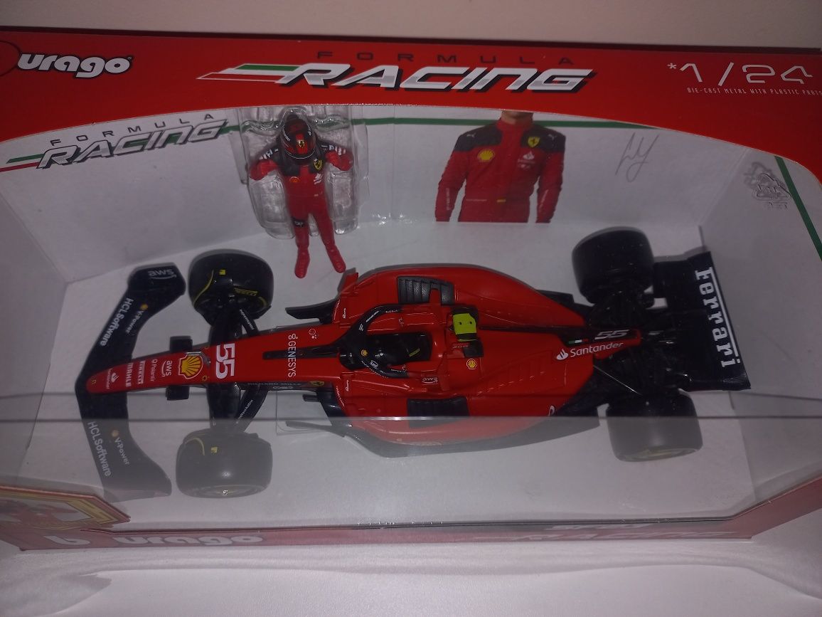 Bburago bolid F1 Ferrari SF23, Carlos Sainz, skala 1:24