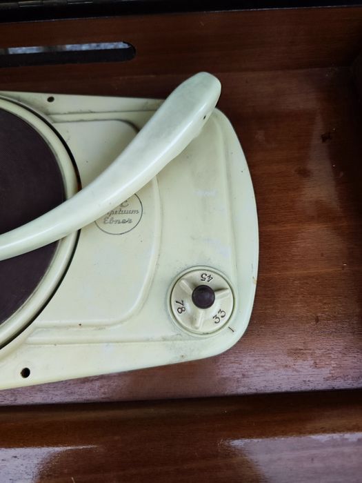 Radio GRUNDIG Antigo 955