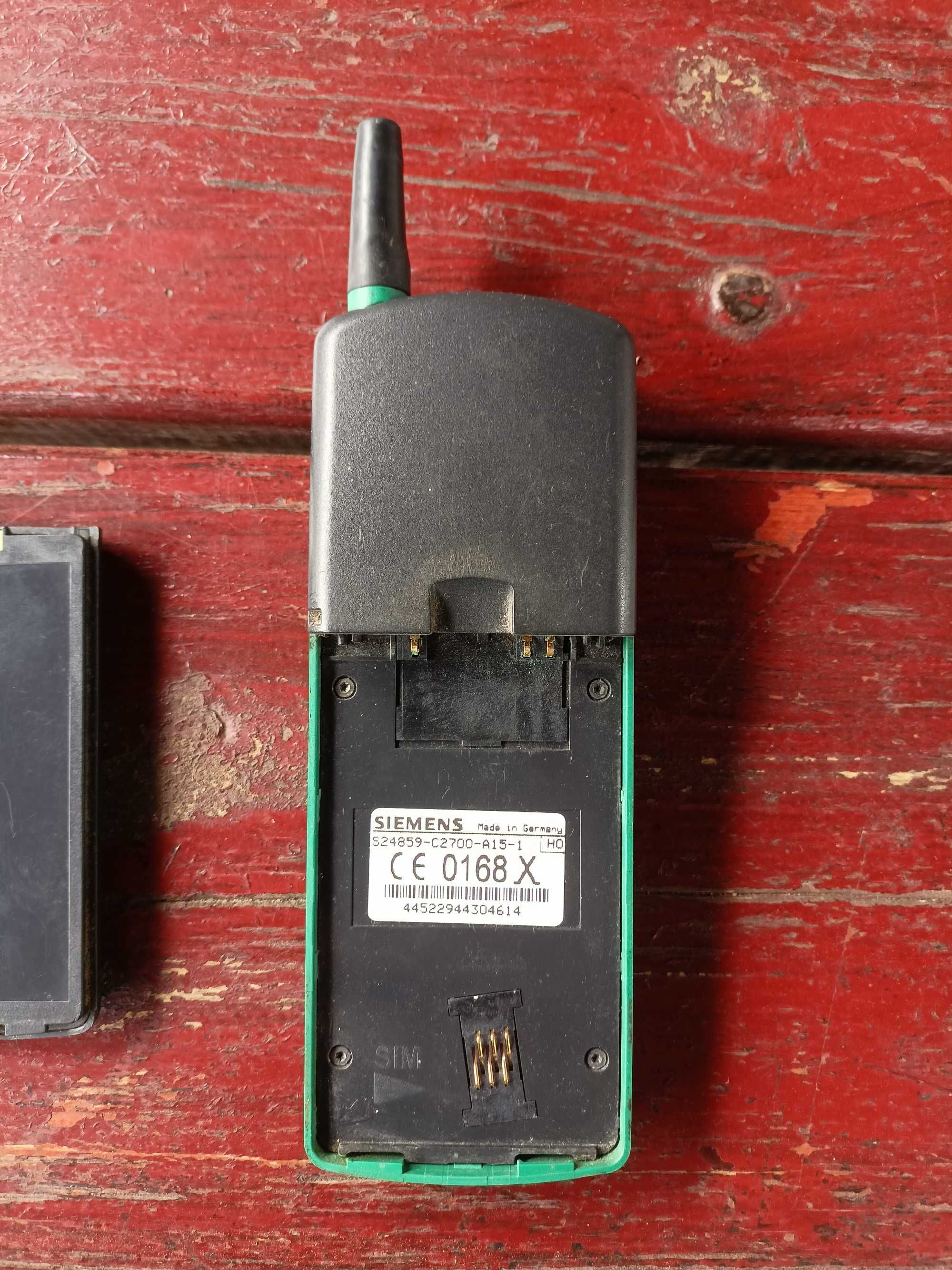 Stary telefon SIEMENS S3