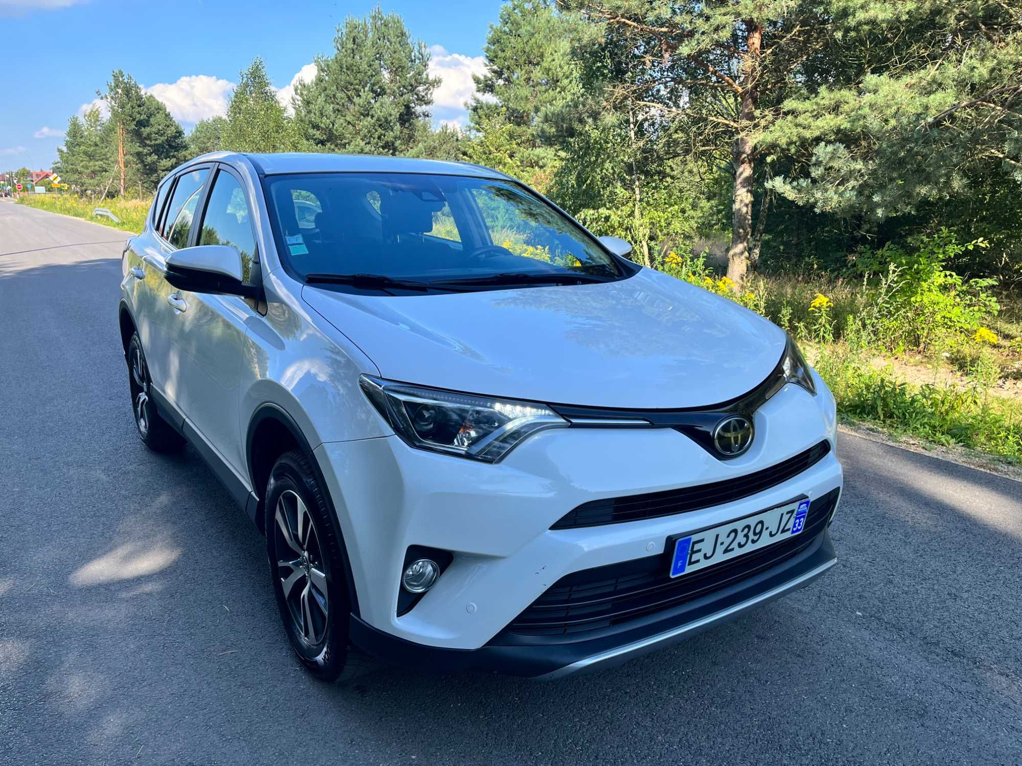 Toyota Rav4 2.0 D4D 143KM 2016R 4X2 Navi Kamera Czujniki Elek Klapa