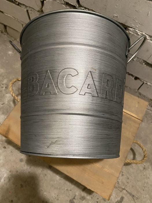 Wiaderko na lód na alkohol Bacardi