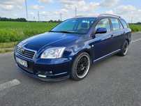 Toyota Avensis Toyota Avensis Kombi 2.0 Prywatny Knurów